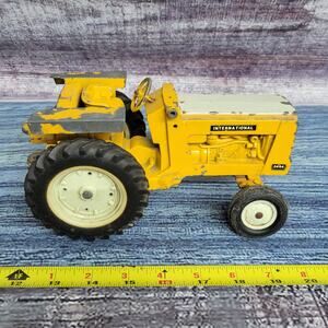 Vtg Ertl 1/16 scale International Harvester 3444 diecast tractor NO REAR Bucket